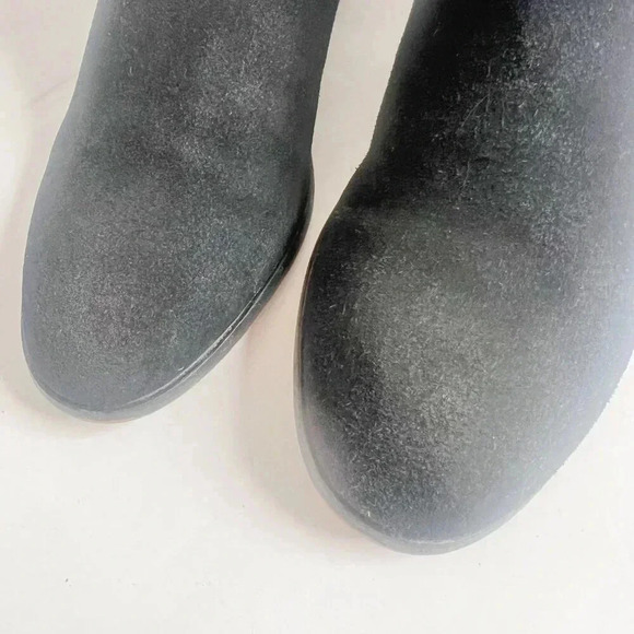 Vince Camuto Pamma Black Suede Booties Gold Buckle Women's Size 6.5 - Picture 9 of 9